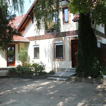 Vargapartman Szeged